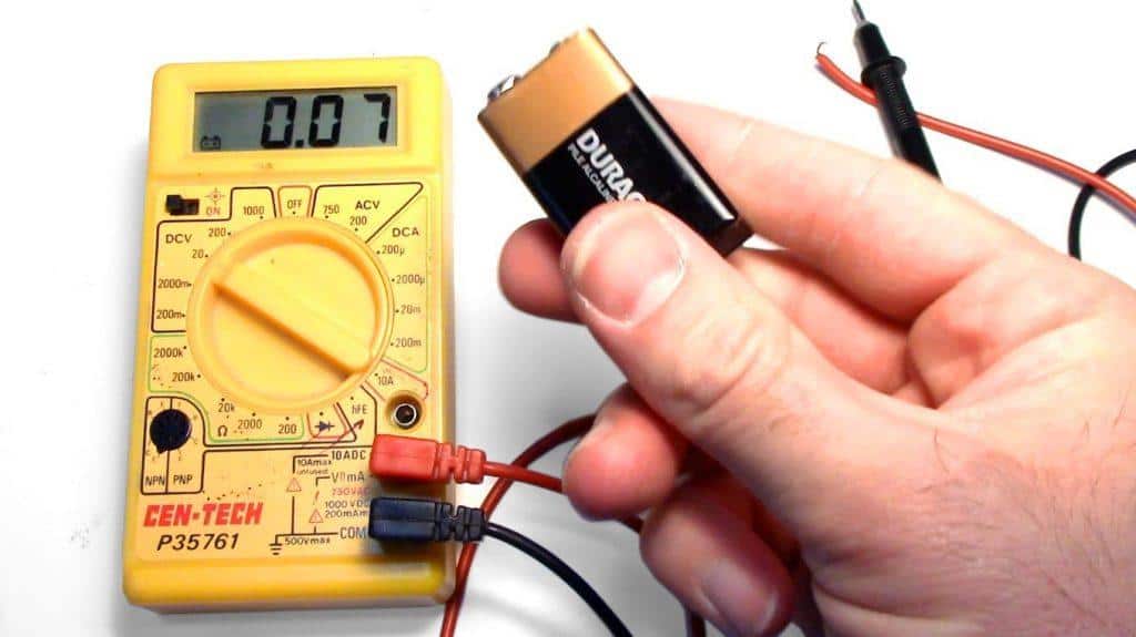 How To Use A Voltmeter: Two Easy Methods To Get You Started