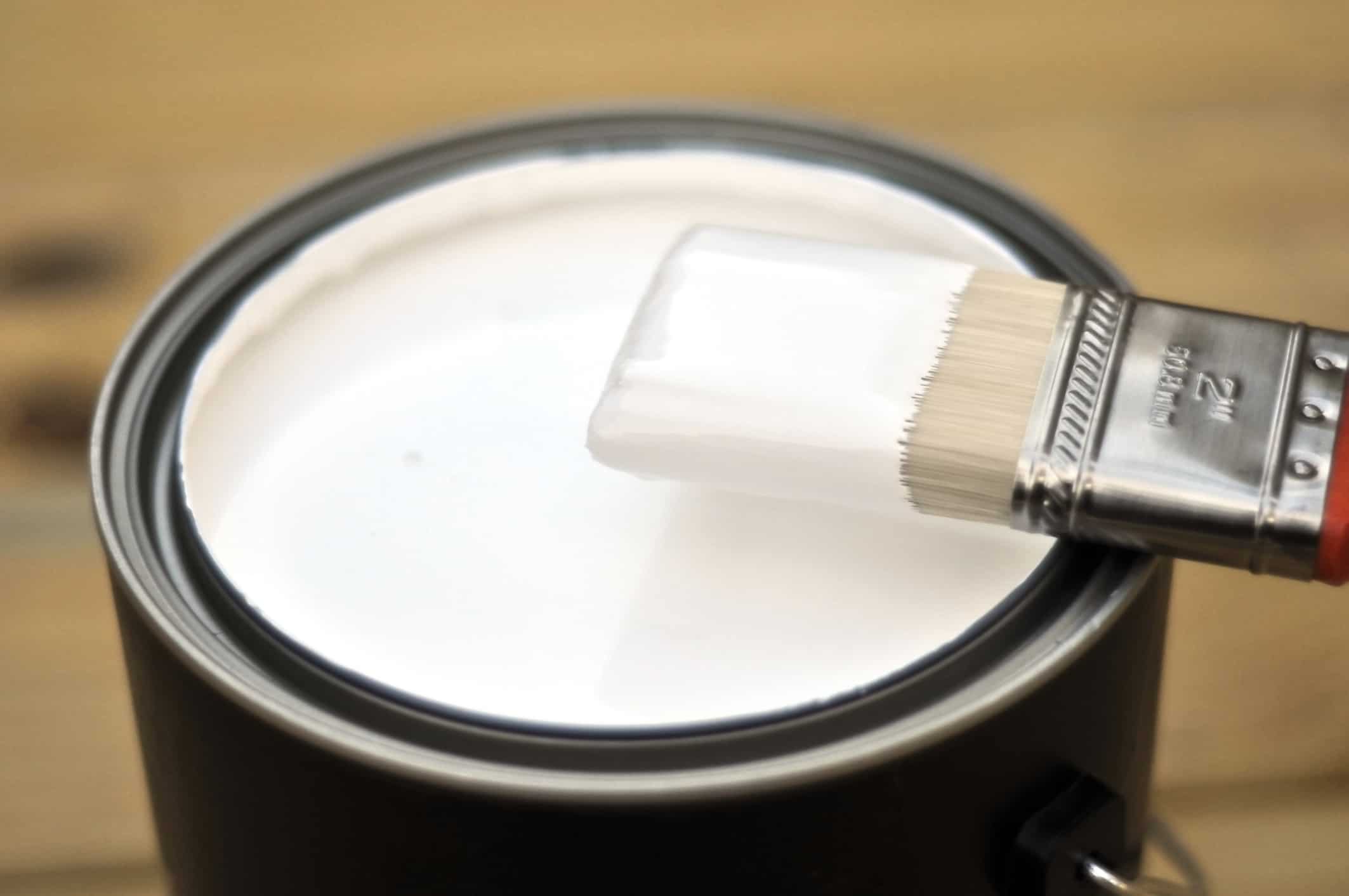 How Much Is a Gallon of Dunn Edwards Paint?