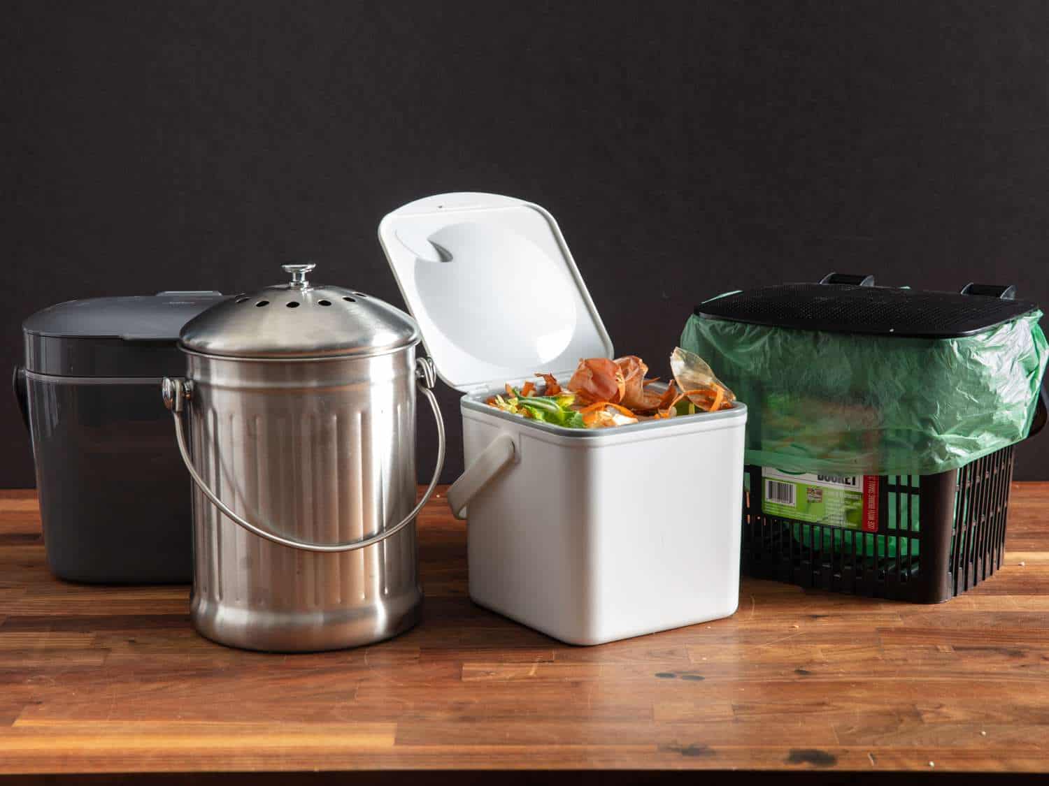 Best Countertop Compost Bin for Storing Kitchen Scraps